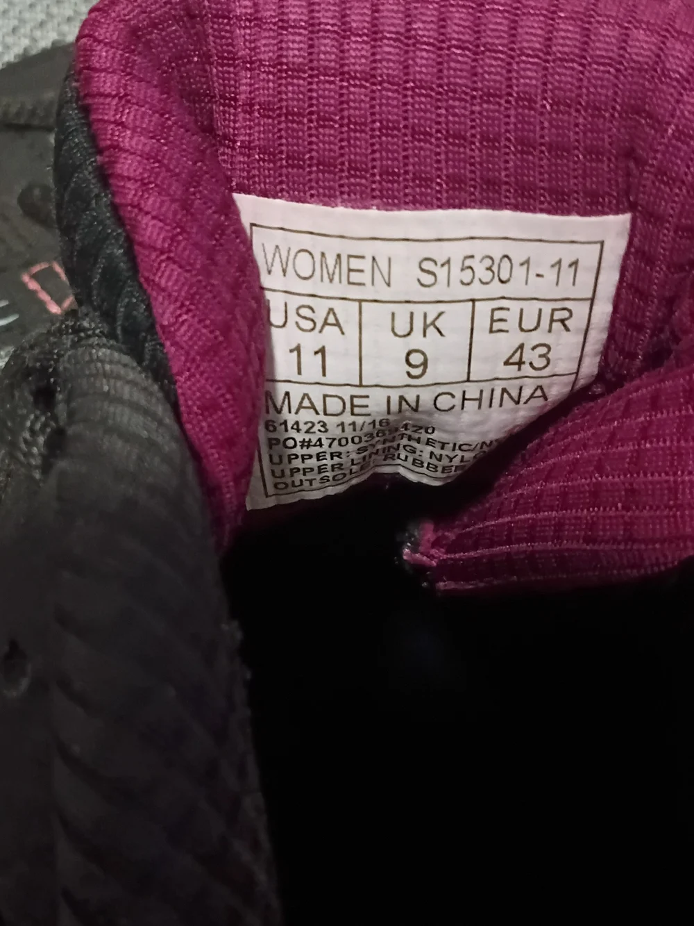 Saucony Women's Purple Gray & Pink Classic Running Shoes Sz 11